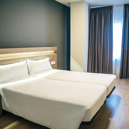 Hotel Alda Estacion Pontevedra Bagian luar foto