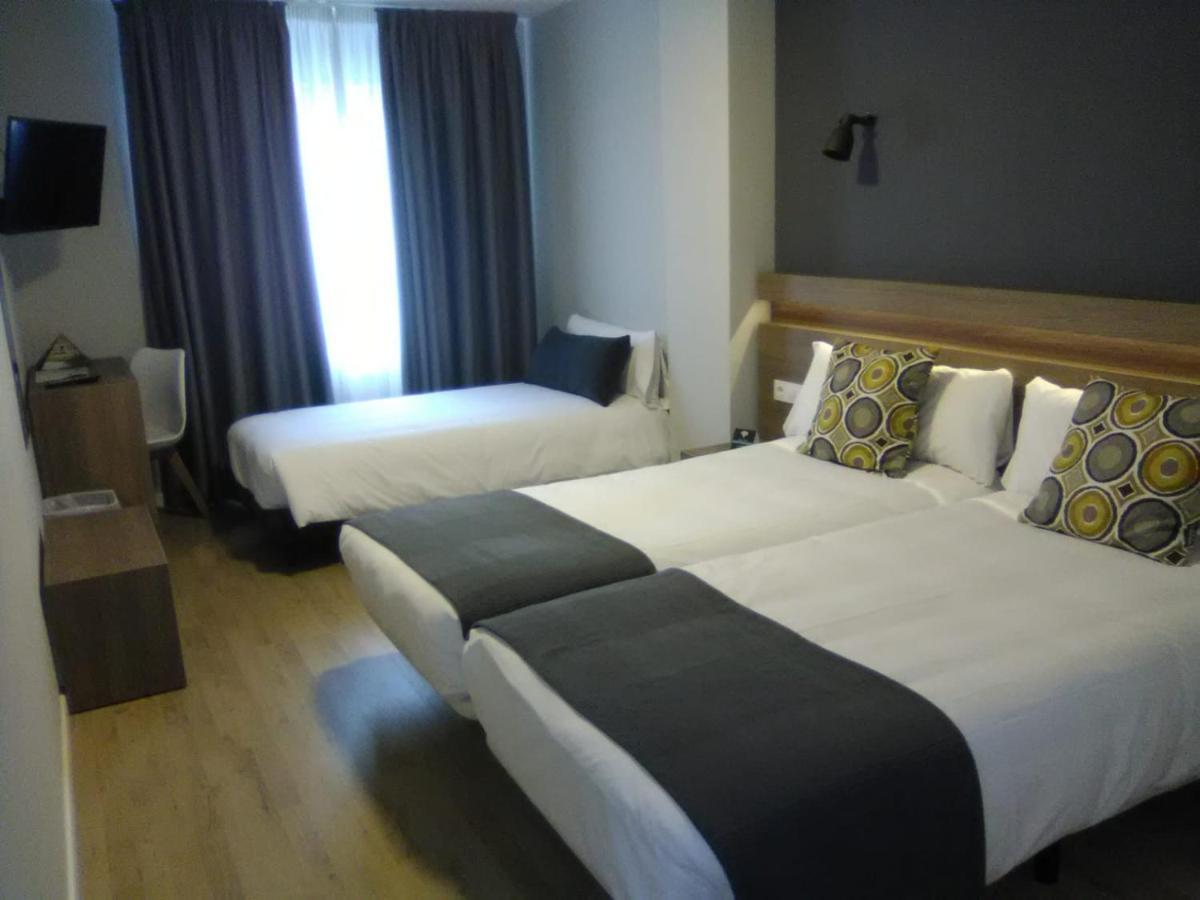 Hotel Alda Estacion Pontevedra Bagian luar foto