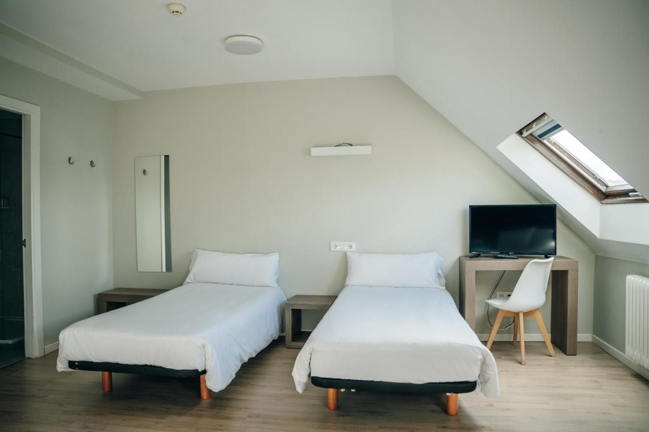 Hotel Alda Estacion Pontevedra Bagian luar foto
